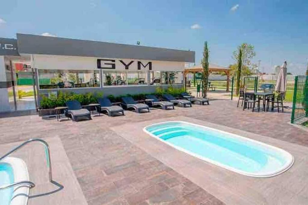 Departamento Completo Y Equipado Con 2 Habitaciones Λεόν Εξωτερικό φωτογραφία
